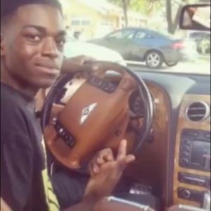 Meet your Posher, Tyler